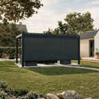 Manual retractable side screen, 16' in anthracite, on an aluminum pergola